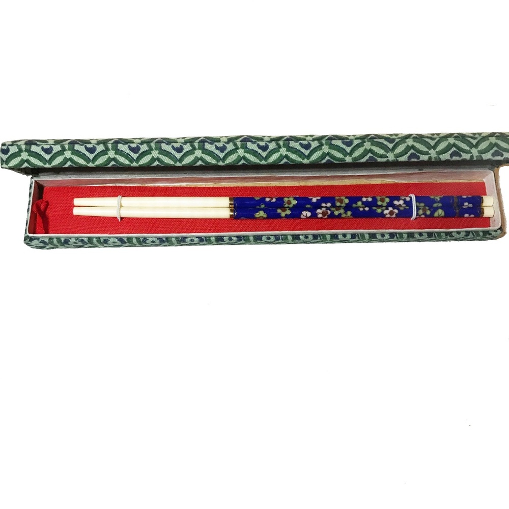 NWOT Ivory Chopsticks